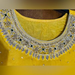 Gorgeous Mehndi Wear!